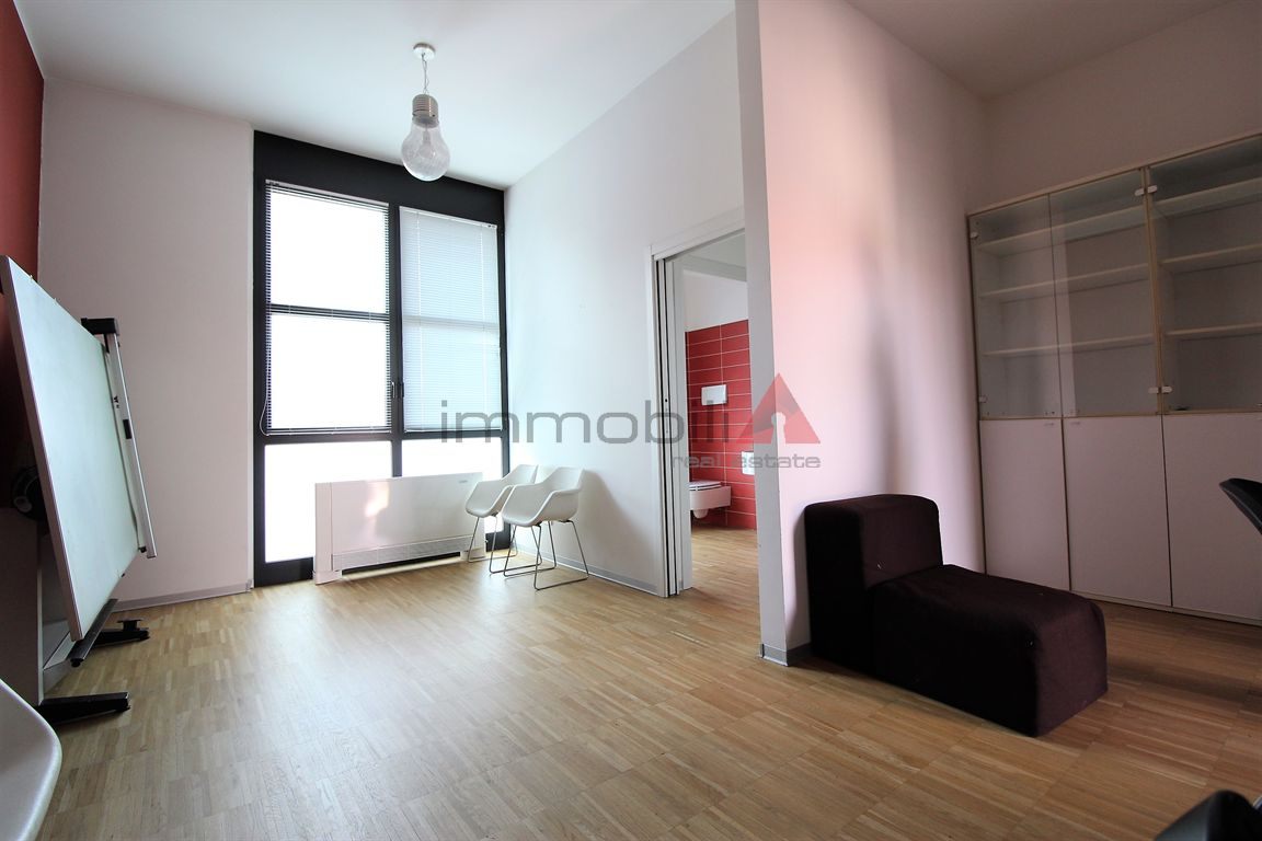 UFFICIO 40 mq. Zona Bennet