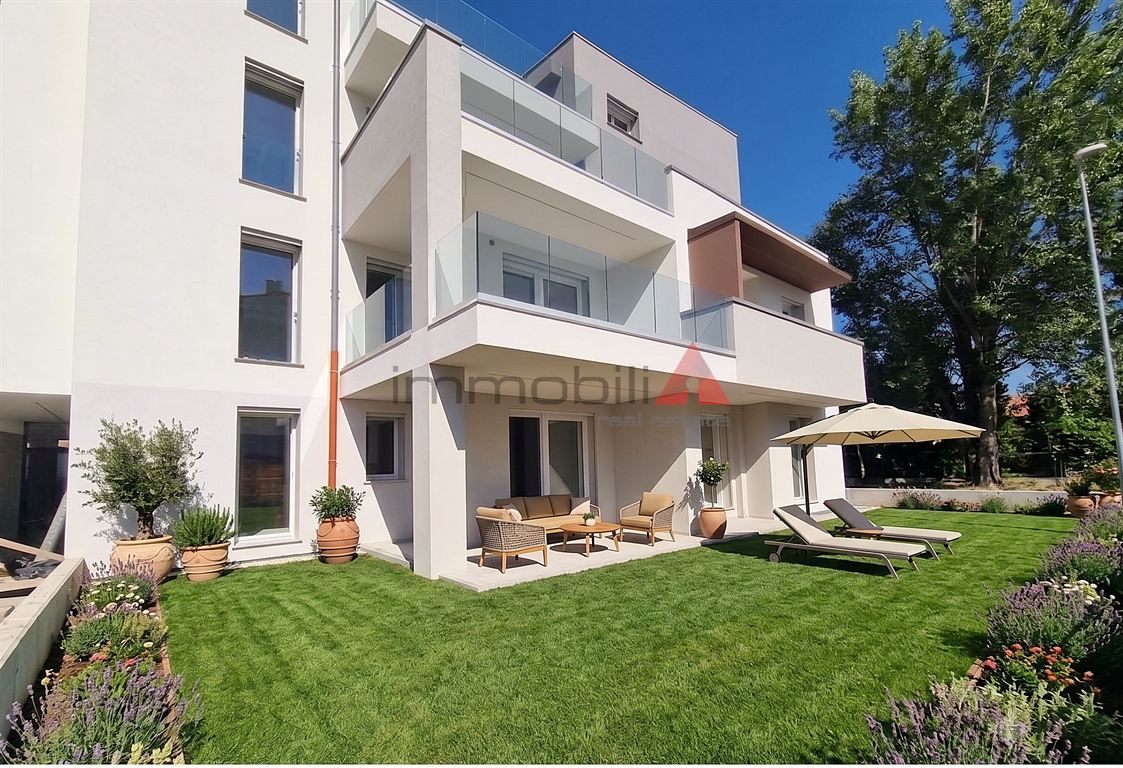 Carugate – Nuovo Quadrilocale Classe A4 con Giardino di 200 mq