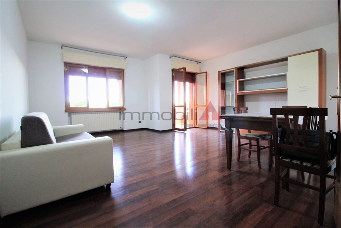 Brugherio centro - 3 locali di 152mq con Box